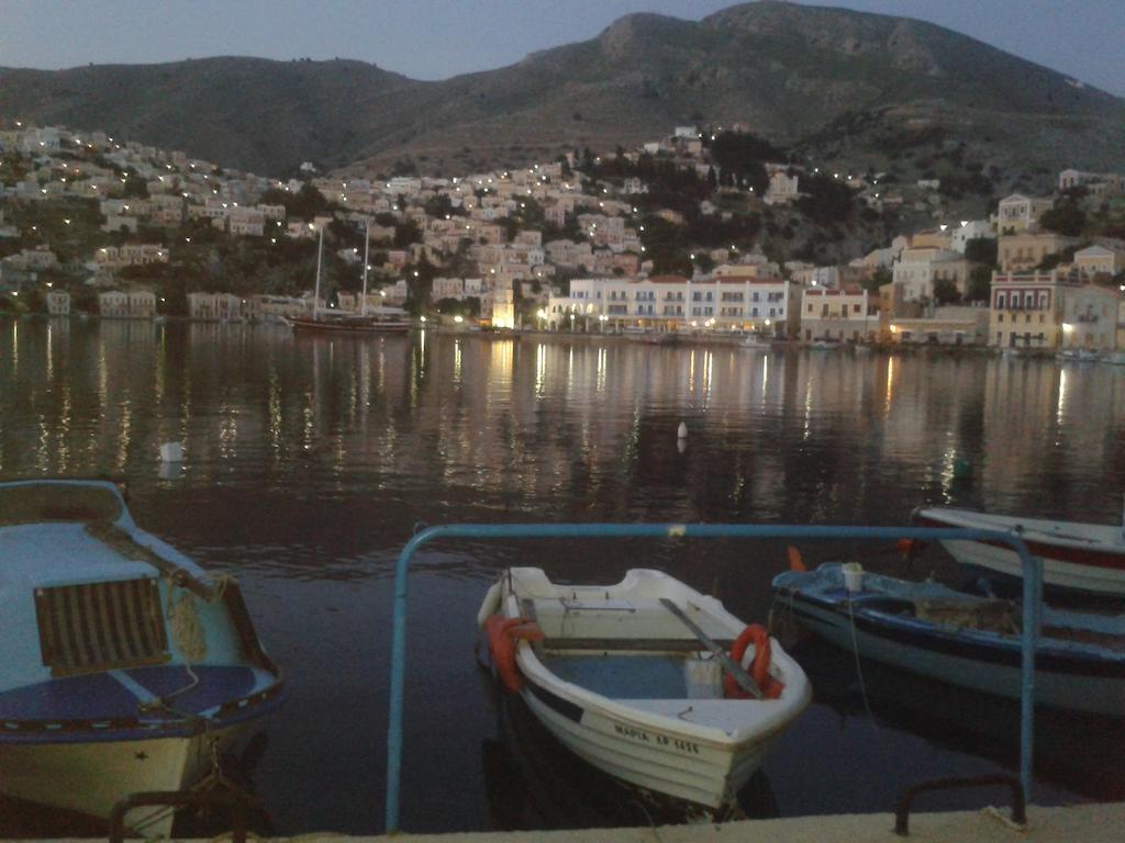 Nikolitsi Studios Symi Exterior foto